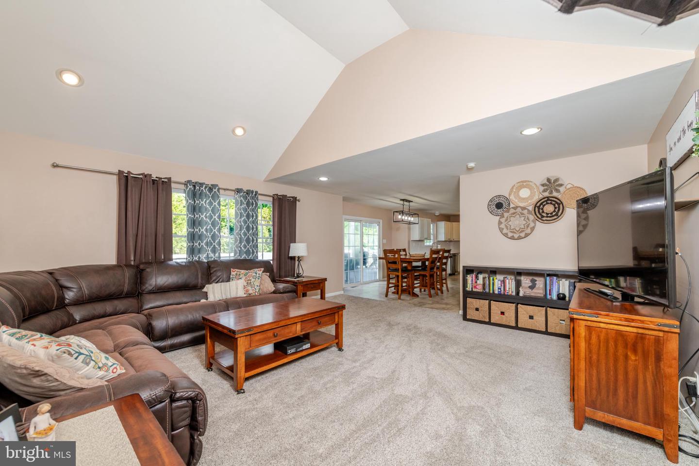 ATCO, New Jersey, 08004, United States, 4 Bedrooms Bedrooms, ,3 BathroomsBathrooms,Residential,For Sale,1938260