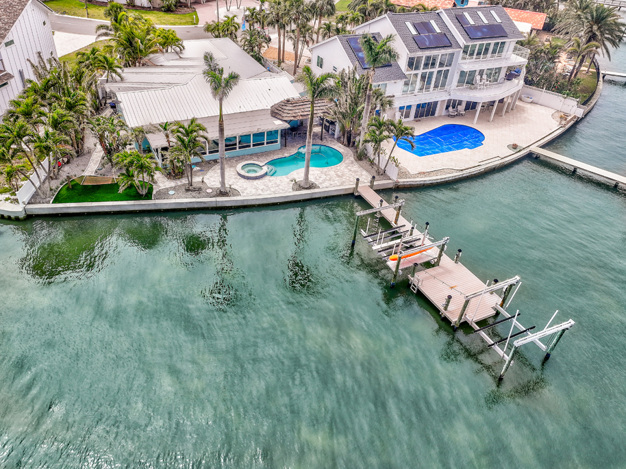 St Pete Beach, Florida, 33706, United States, 4 Bedrooms Bedrooms, ,2 BathroomsBathrooms,Residential,For Sale,1995155