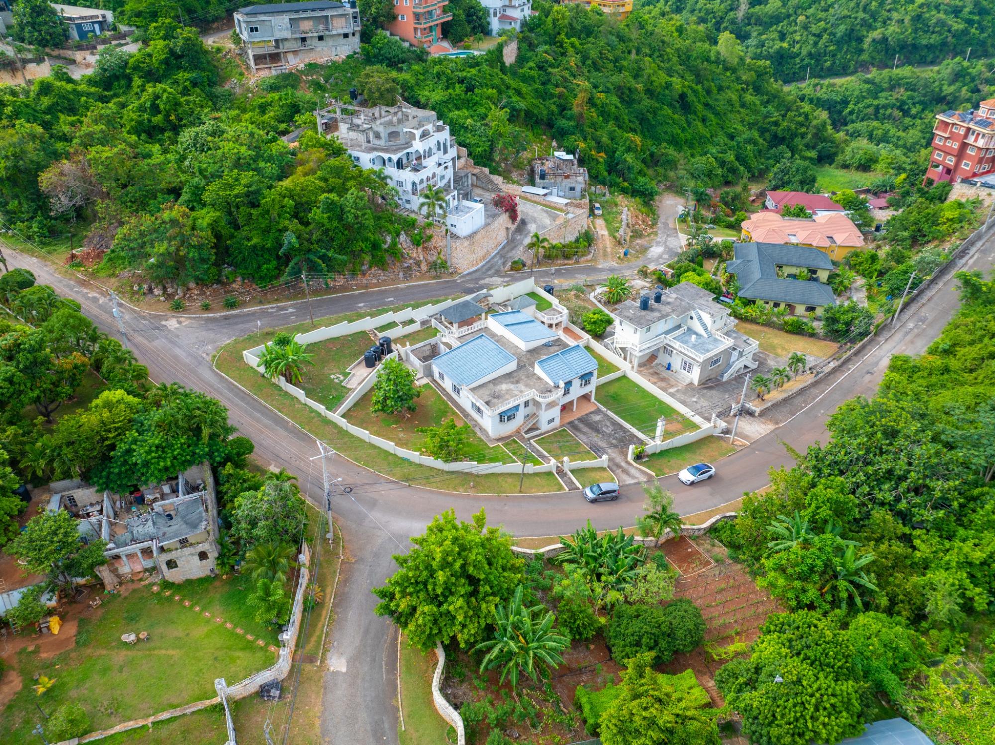 Kingston & St. Andrew, JM, 5 Bedrooms Bedrooms, ,4 BathroomsBathrooms,Residential,For Sale,1882782