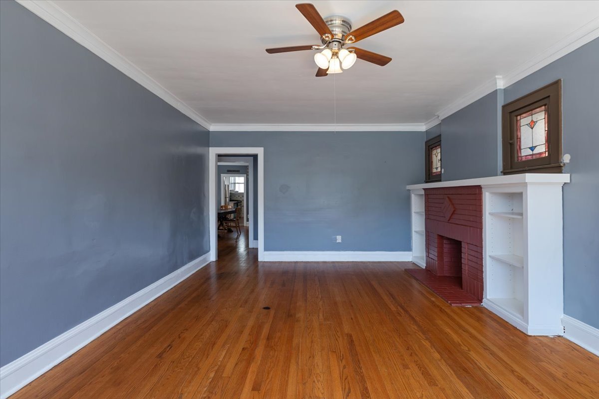 Chicago, Illinois, 60659, United States, 9 Bedrooms Bedrooms, ,Residential,For Sale,1905670