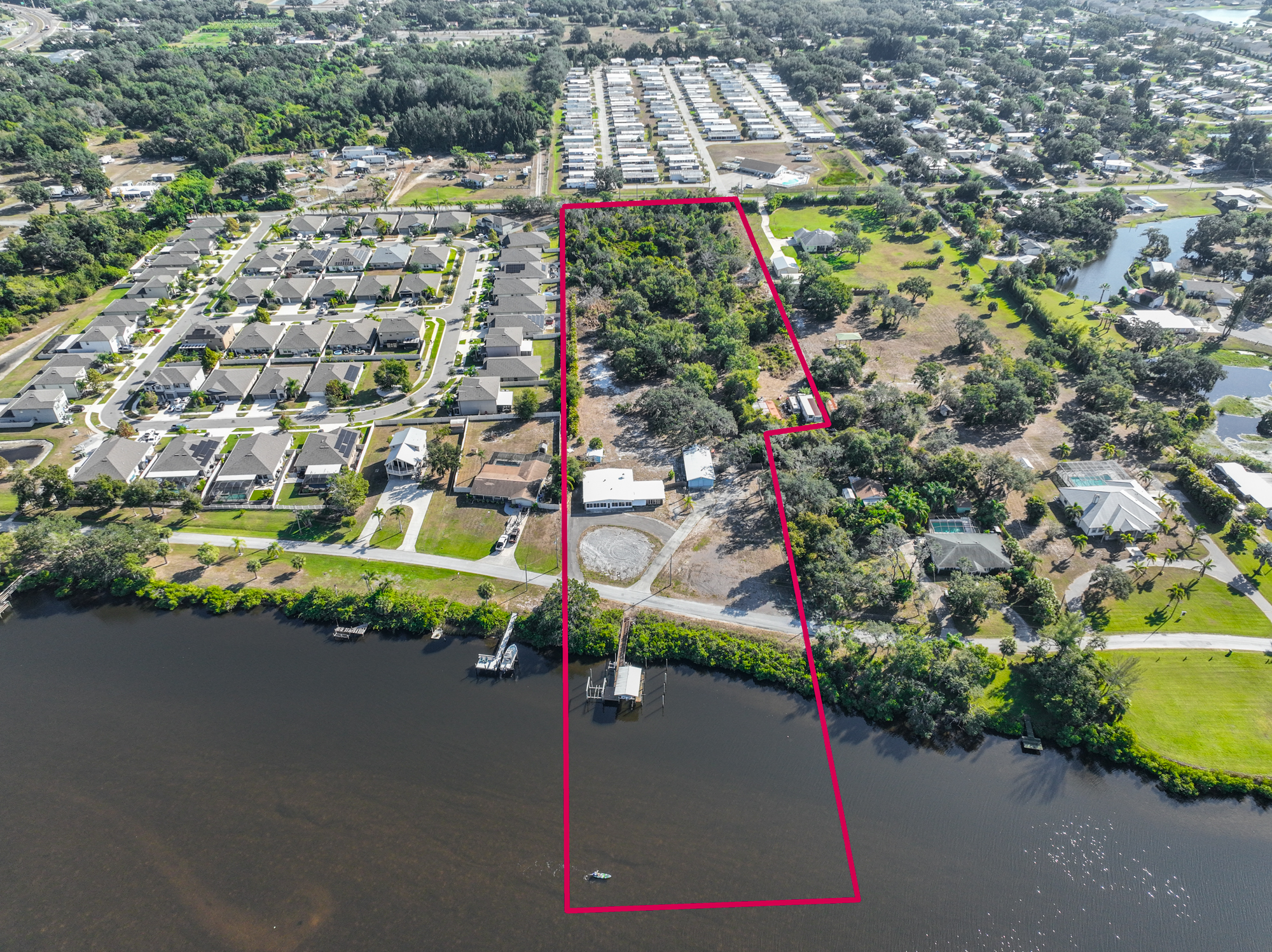 Ruskin, Florida, 33570, United States, 3 Bedrooms Bedrooms, ,2 BathroomsBathrooms,Residential,For Sale,2002551