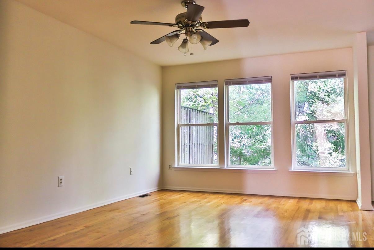 Jamesburg, New Jersey, 08831, United States, 3 Bedrooms Bedrooms, ,3 BathroomsBathrooms,Residential,For Sale,1964008