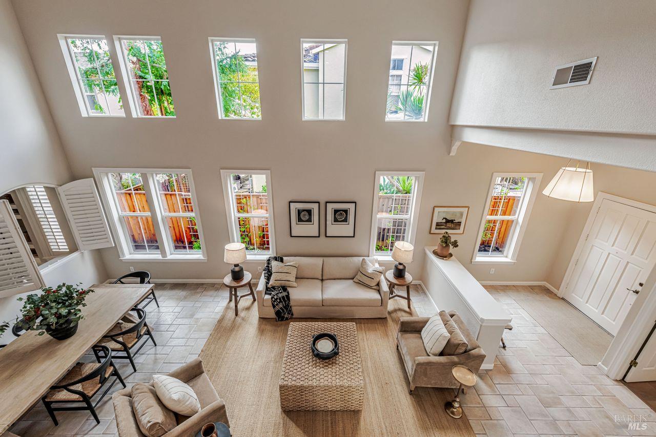 Novato, California, 94949, United States, 5 Bedrooms Bedrooms, ,3 BathroomsBathrooms,Residential,For Sale,1941742