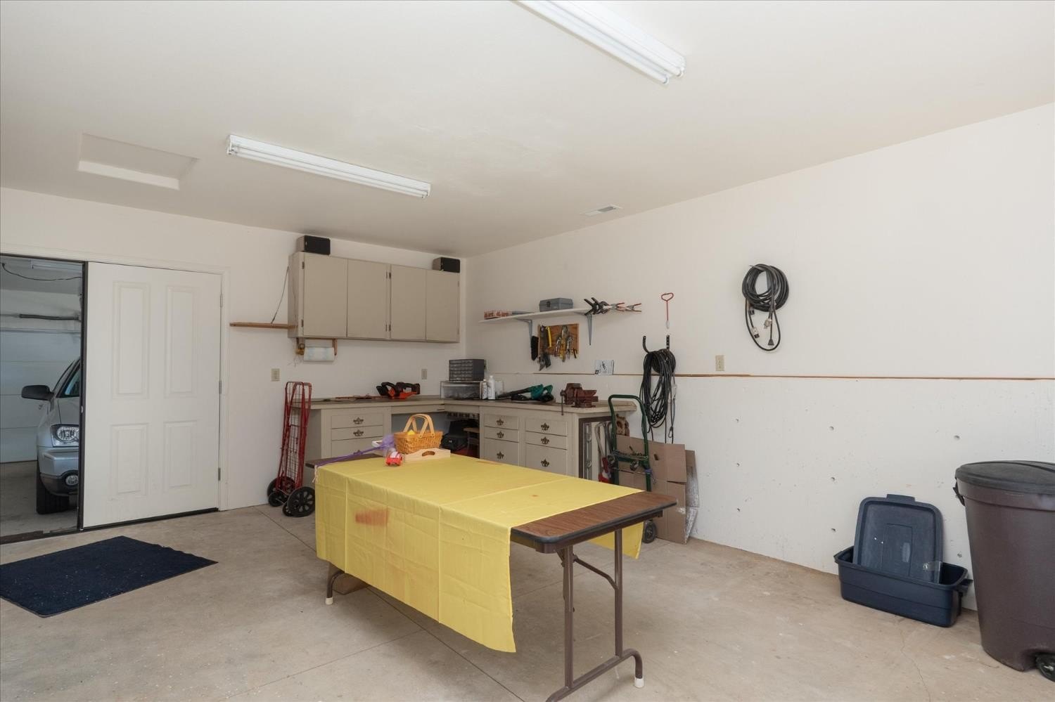 Angels Camp, California, 95222, United States, 4 Bedrooms Bedrooms, ,2 BathroomsBathrooms,Residential,For Sale,1980350