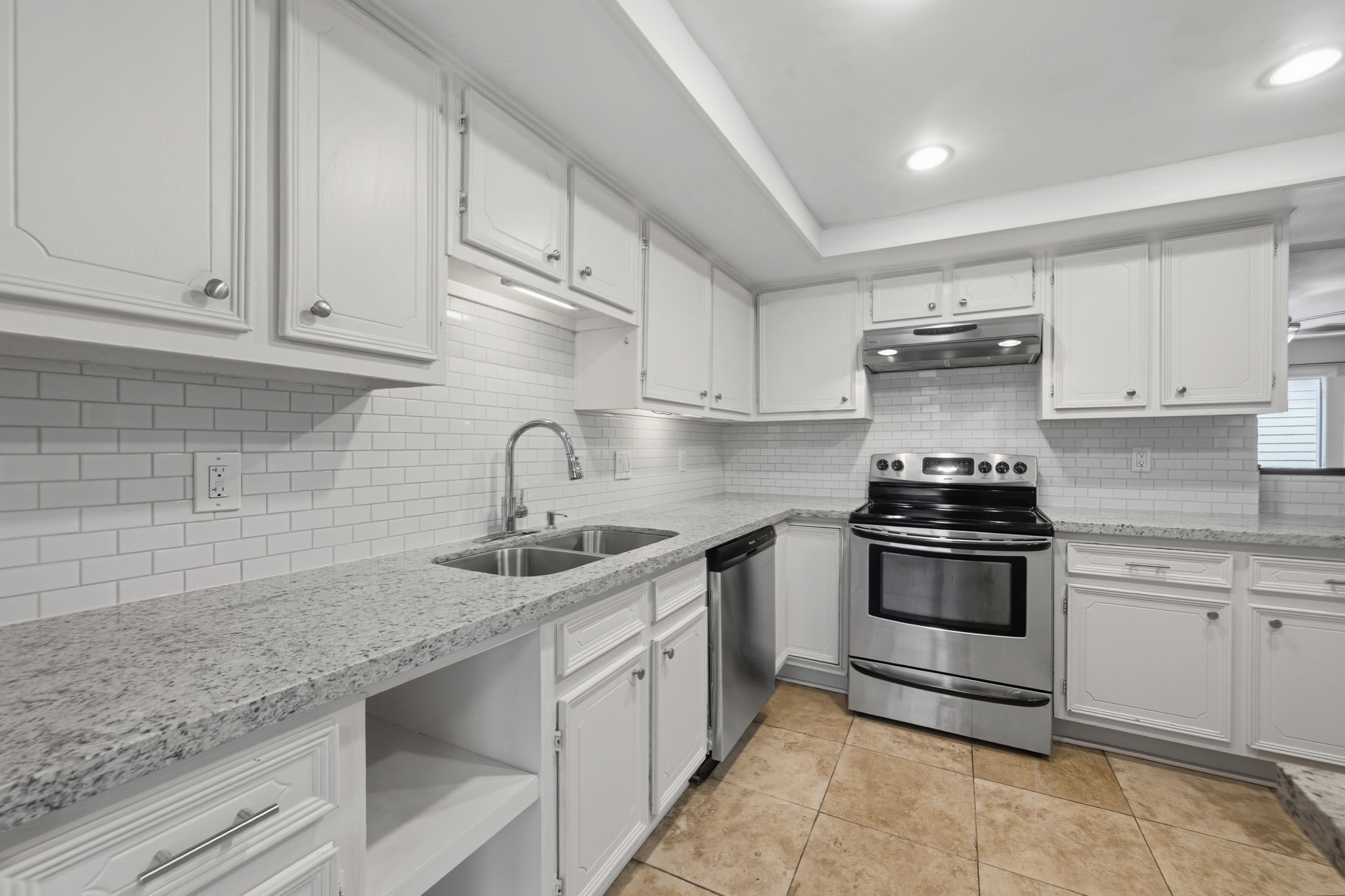  10834 Briar Forest Drive #42 - 物件實景