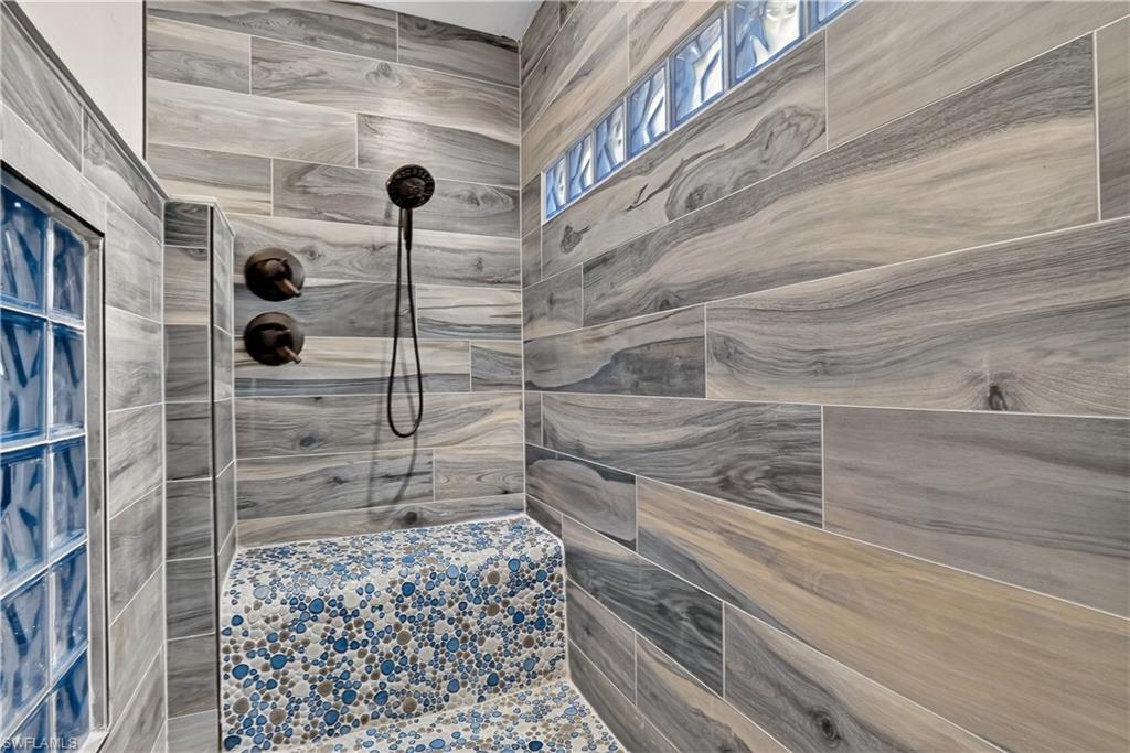 St. James City, Florida, 33956, United States, 5 Bedrooms Bedrooms, ,4 BathroomsBathrooms,Residential,For Sale,2000786