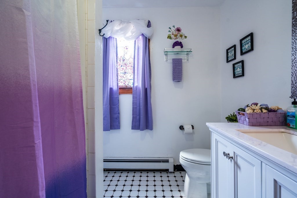 Revere, Massachusetts, 02151, United States, 5 Bedrooms Bedrooms, ,3 BathroomsBathrooms,Residential,For Sale,1937868
