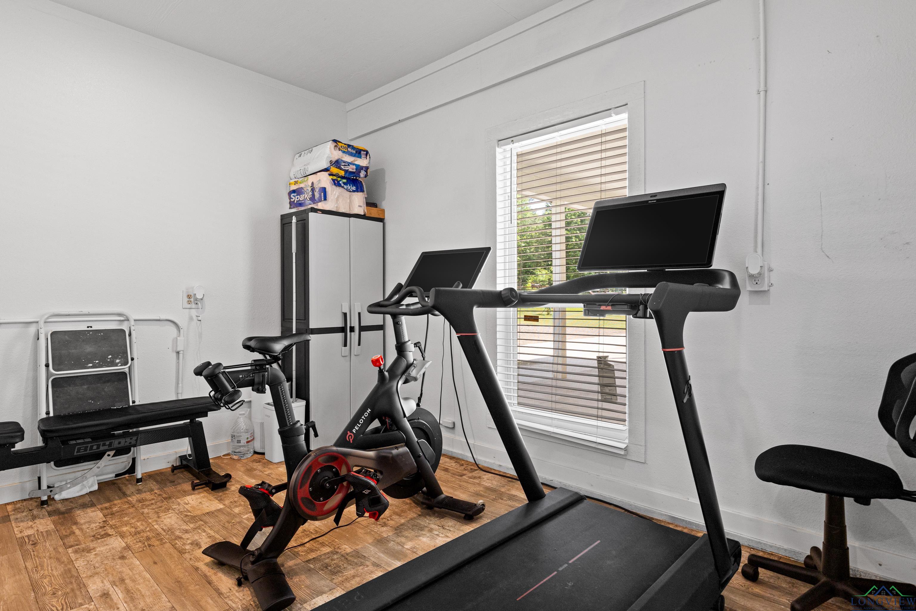 Winona, Texas, 75792, United States, 3 Bedrooms Bedrooms, ,2 BathroomsBathrooms,Residential,For Sale,1866525