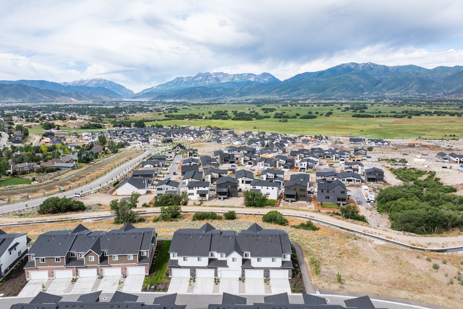  Upgraded Jordanelle Ridge Townhome with Stunning Timpanogos Views - 物件實景