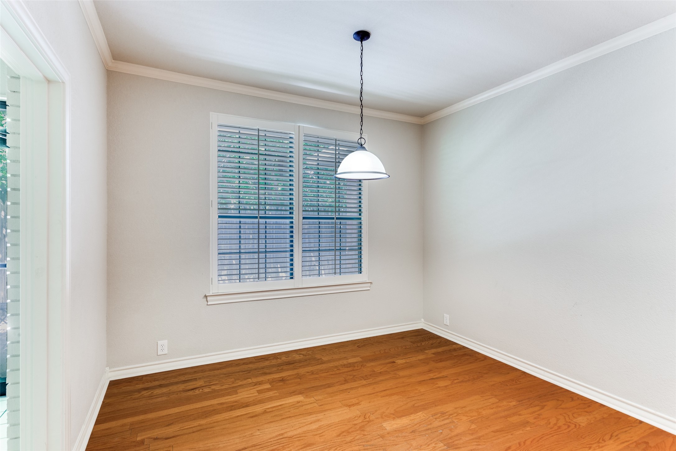 Fort Worth, Texas, 76109, United States, 3 Bedrooms Bedrooms, ,2 BathroomsBathrooms,Residential,For Sale,1918237