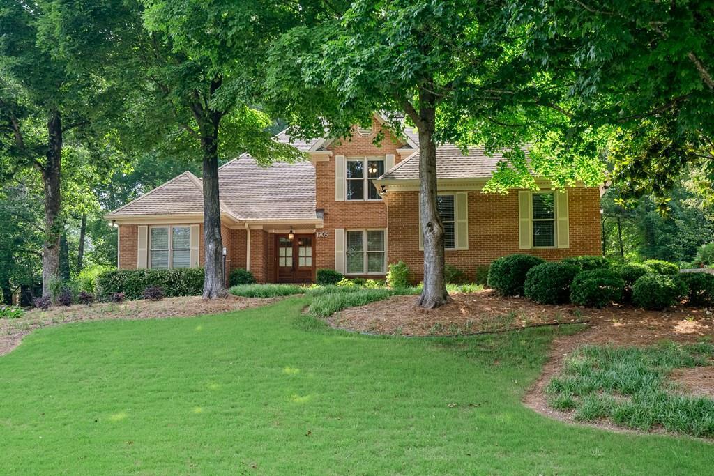 DALTON, Georgia, 30720, United States, 5 Bedrooms Bedrooms, ,4 BathroomsBathrooms,Residential,For Sale,1847169