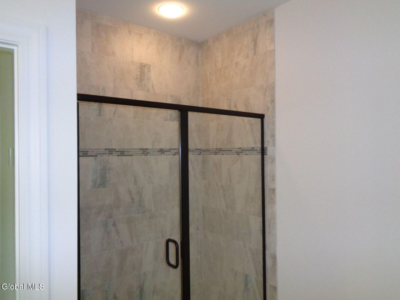 Mechanicville, New York, 12118, United States, 3 Bedrooms Bedrooms, ,2 BathroomsBathrooms,Residential,For Sale,1989353