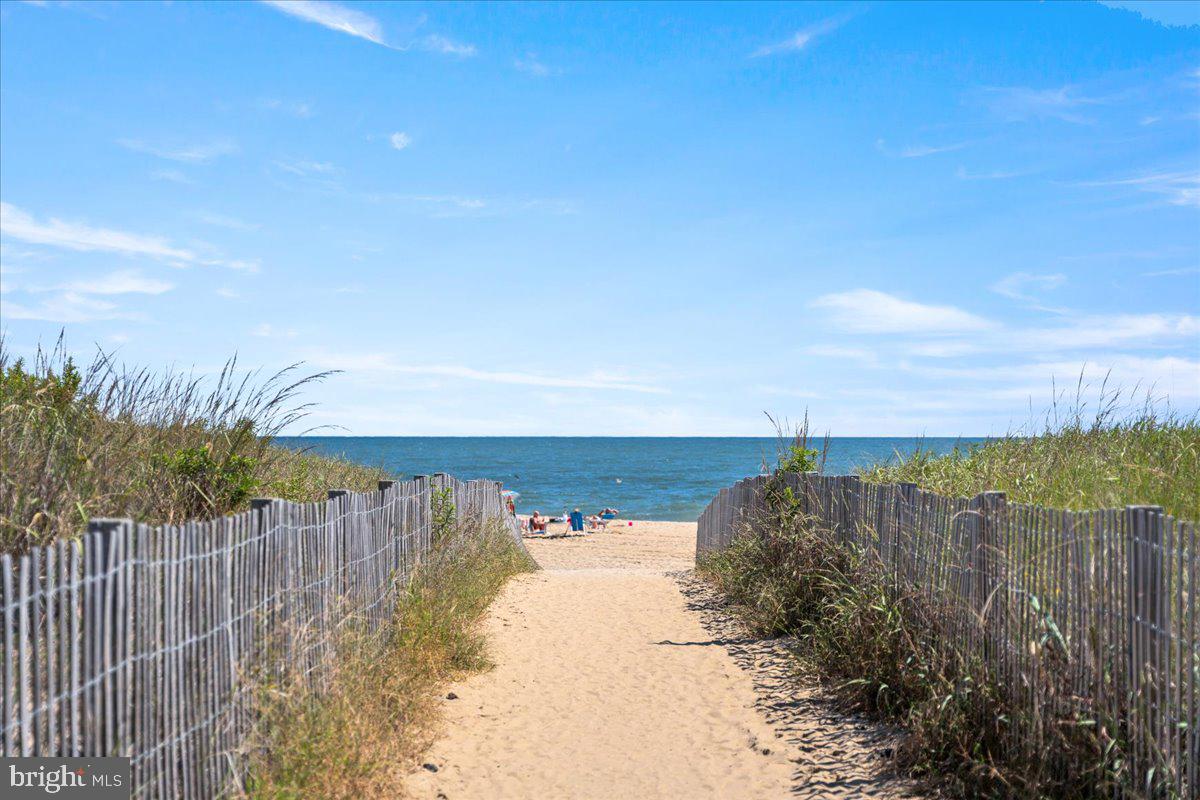 Ocean City, Maryland, 21842, United States, 4 Bedrooms Bedrooms, ,4 BathroomsBathrooms,Residential,For Sale,1989462
