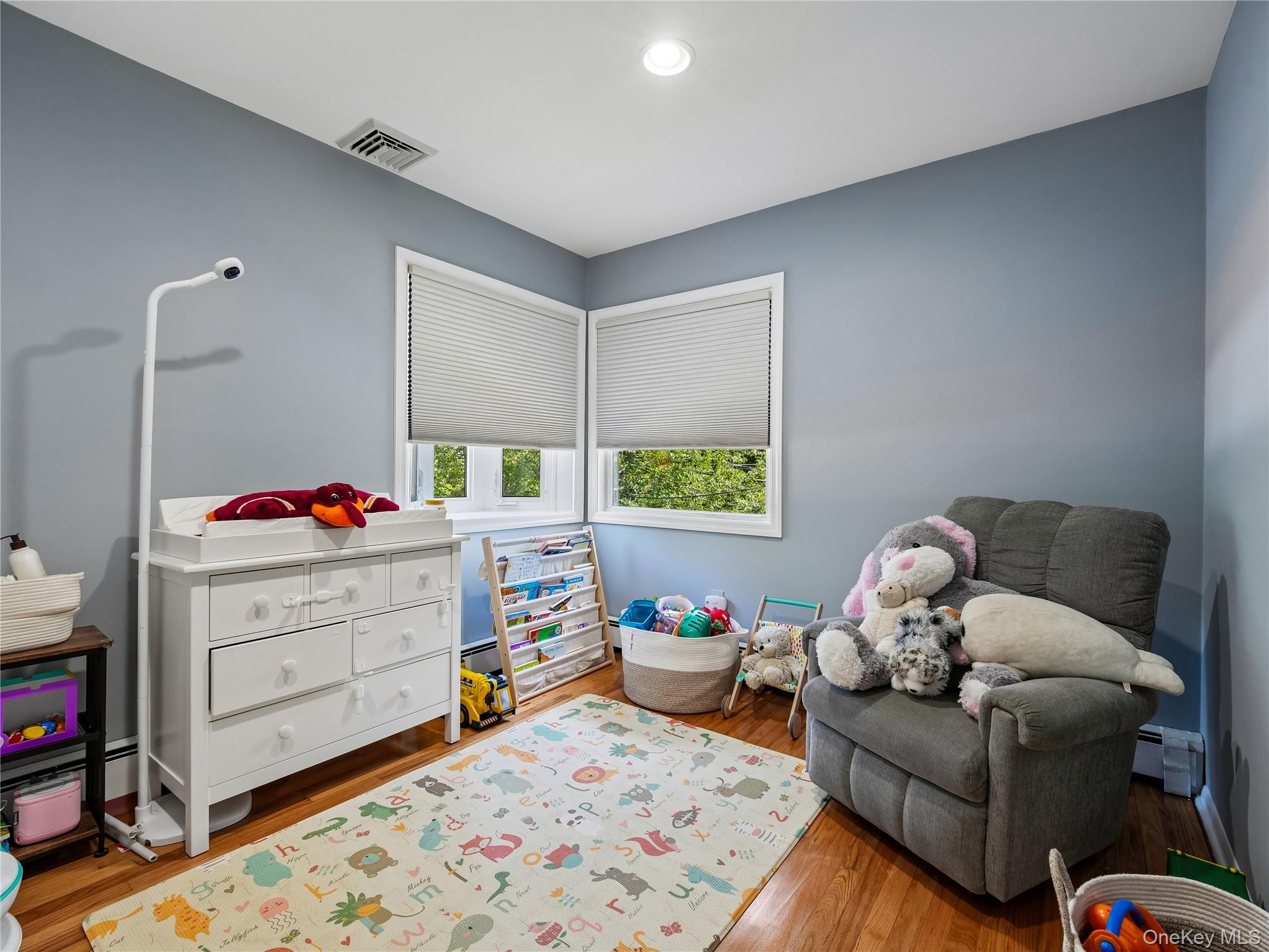  2 Highfield Avenue, Port Washington, NY, 11050 - 物件實景