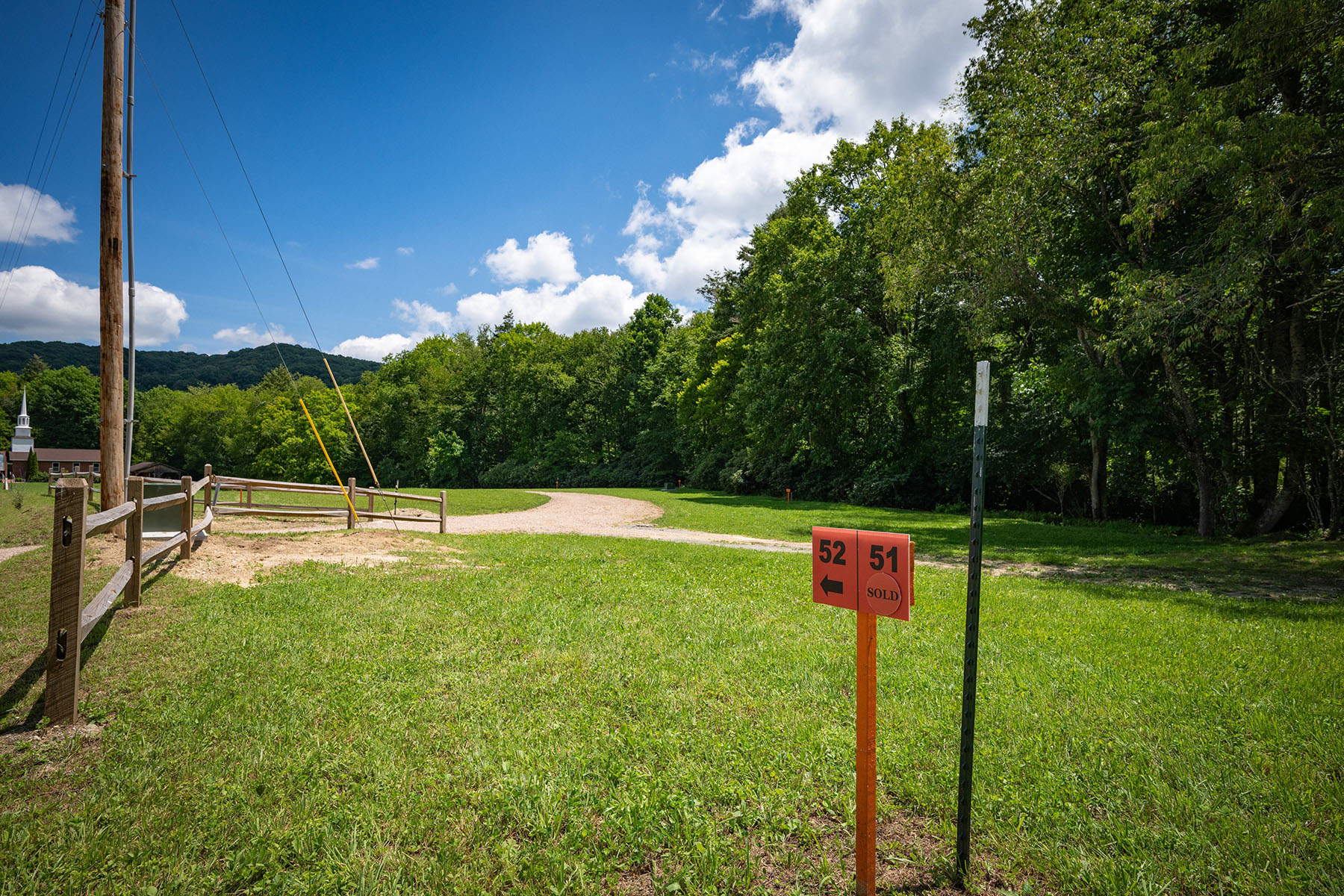  ROAN MOUNTAIN - RIPSHIN LAKE CORPORATION - 物件實景