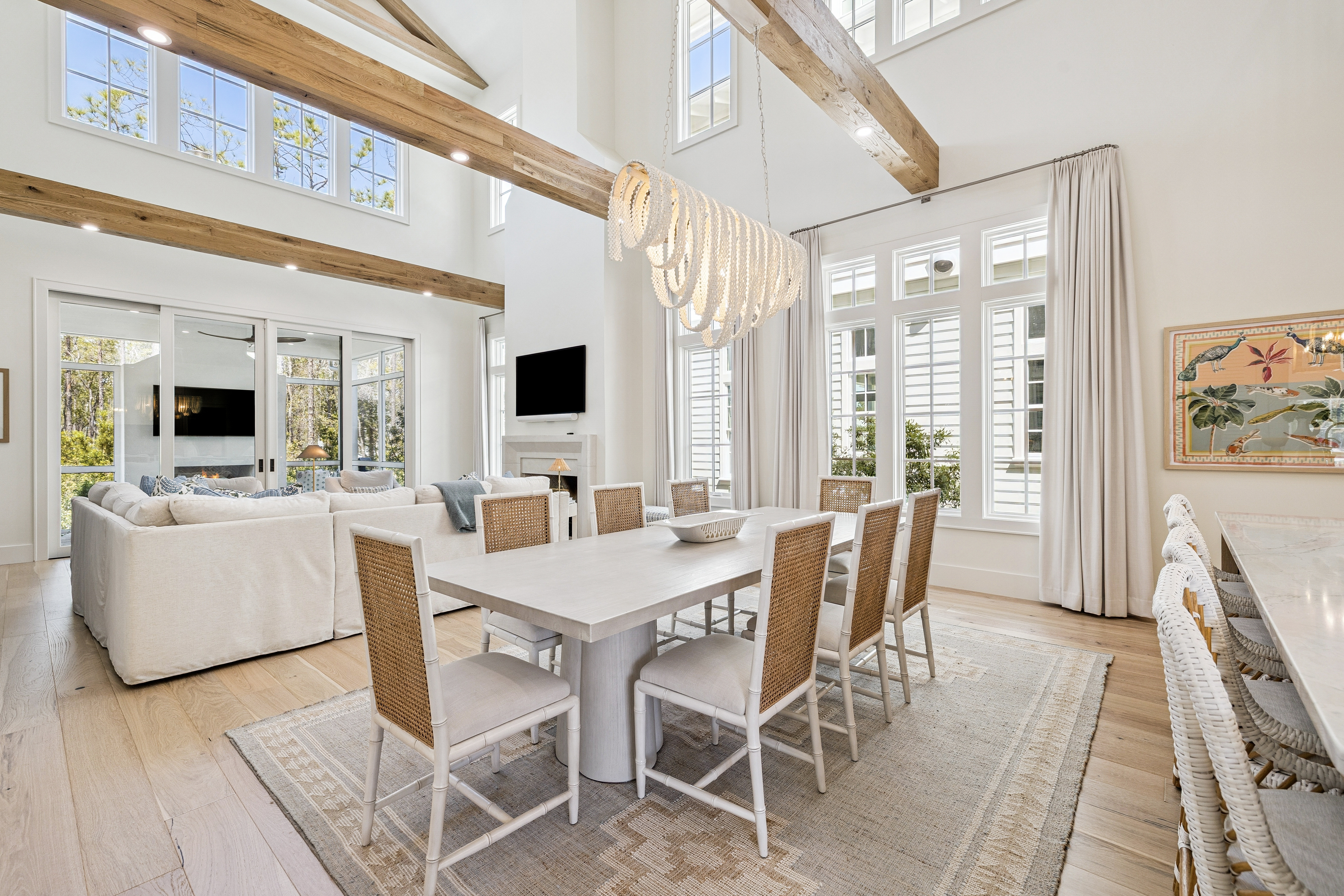  Refined Coastal Residence With Designer Interiors And Exceptional Craftsmanship - 物件實景