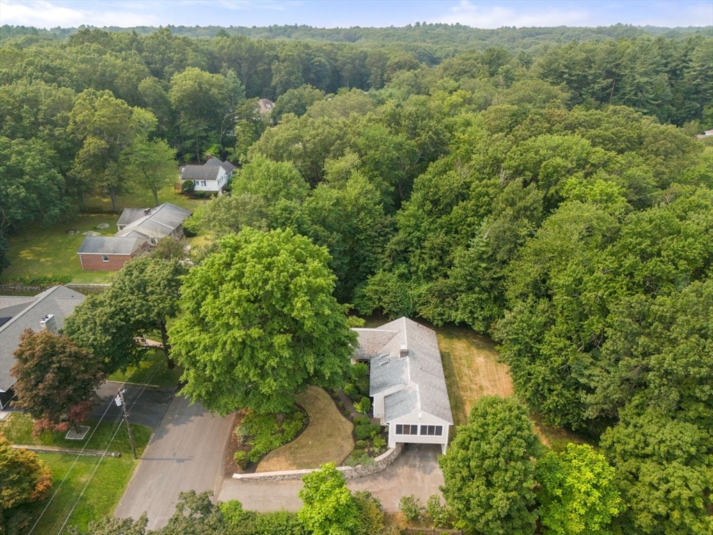 Chelmsford, Massachusetts, 01824, United States, 3 Bedrooms Bedrooms, ,2 BathroomsBathrooms,Residential,For Sale,1927111