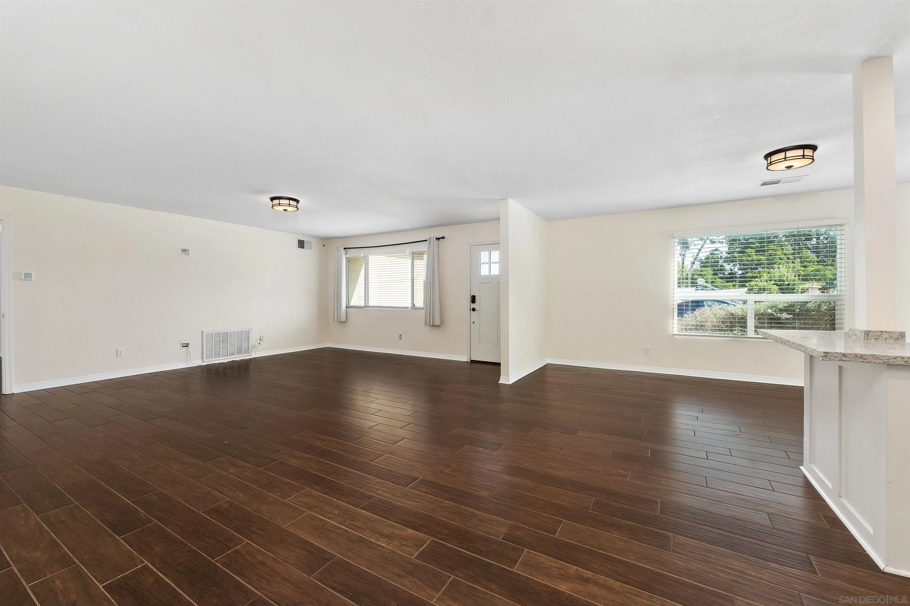 Santee, California, 92071, United States, 3 Bedrooms Bedrooms, ,2 BathroomsBathrooms,Residential,For Sale,1991920