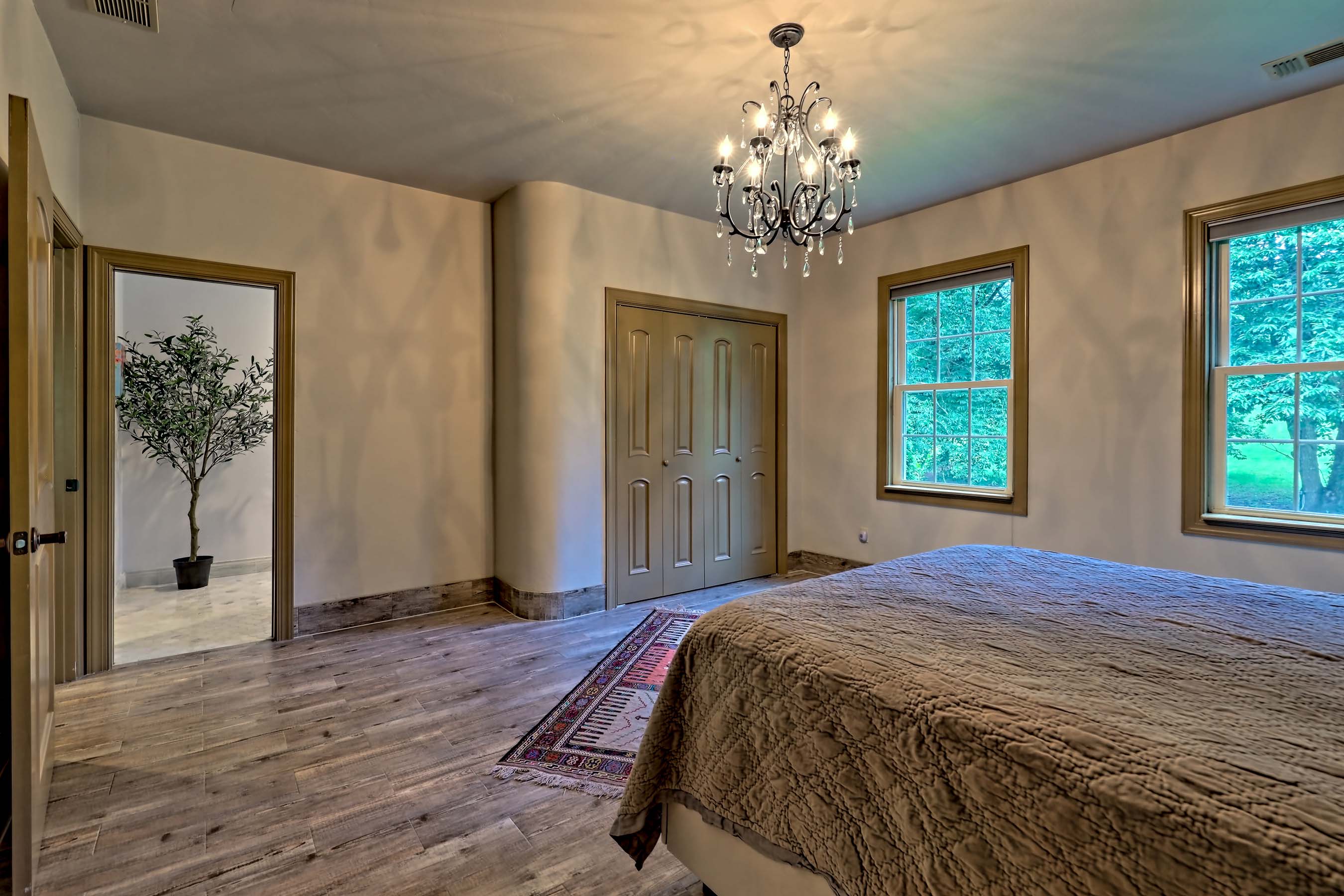  Tuscan Villa in Northeast Georgia Mountains - 物件實景