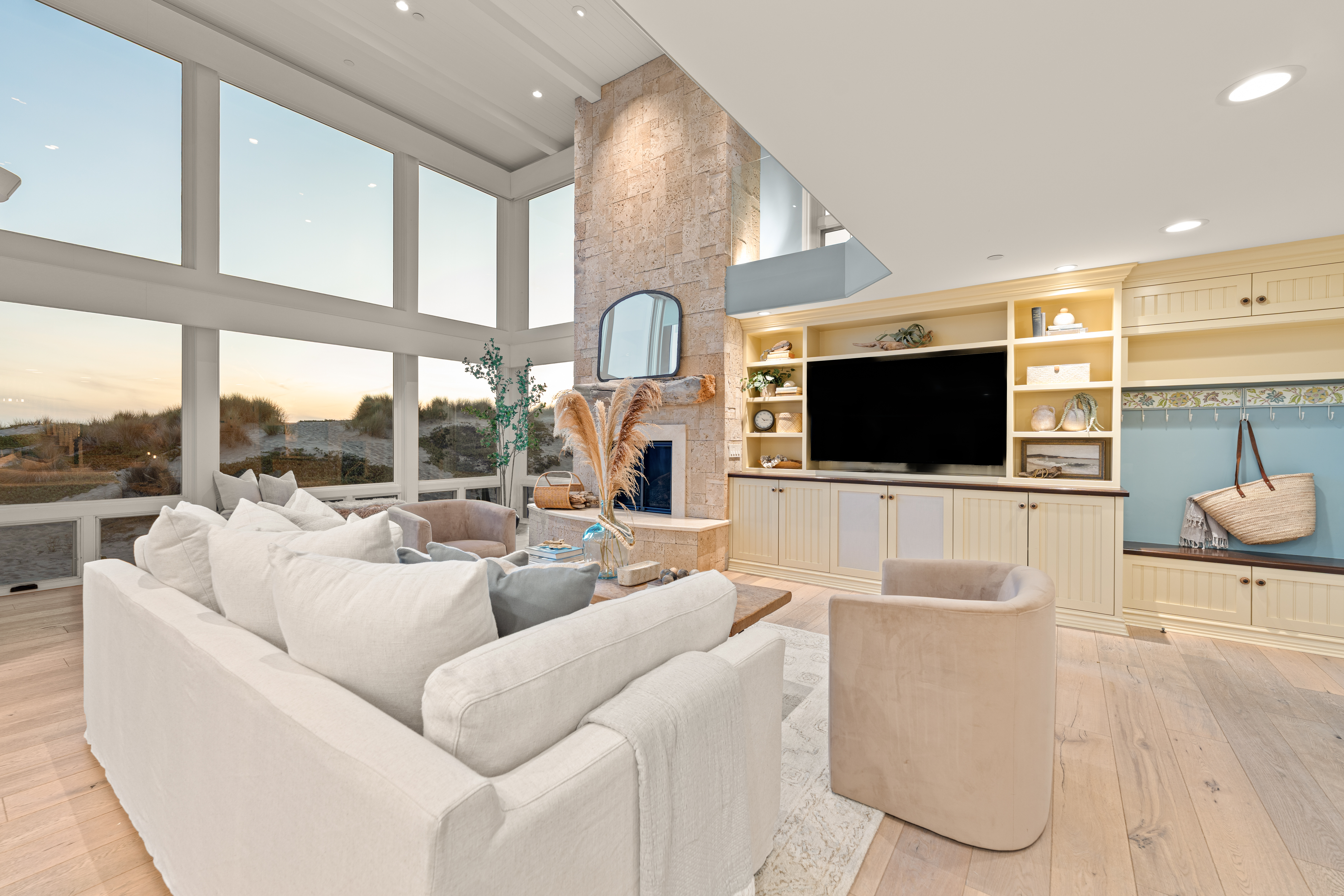  1096 Belfast Lane, Ventura, CA 93001 - 物件實景