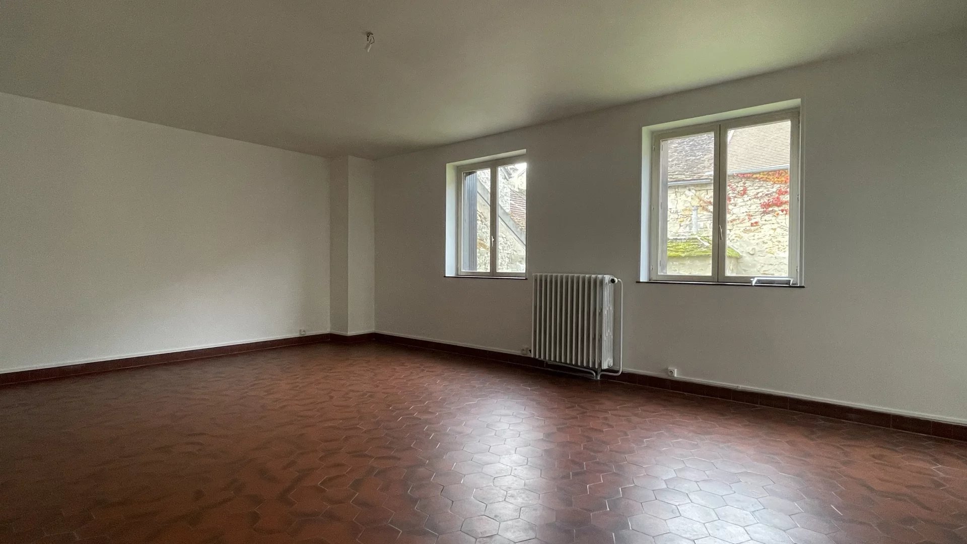 Samois-sur-Seine, Île-de-France, 77920, FR, 5 Bedrooms Bedrooms, ,5 BathroomsBathrooms,Residential,For Sale,1991595