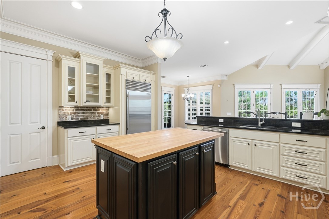 Savannah, Georgia, 31405, United States, 4 Bedrooms Bedrooms, ,5 BathroomsBathrooms,Residential,For Sale,2013960