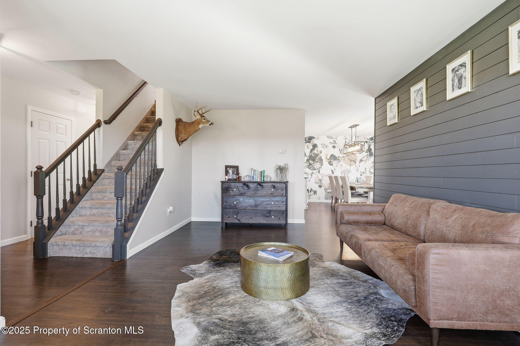 Clifford Twp, Pennsylvania, 18470, United States, 4 Bedrooms Bedrooms, ,3 BathroomsBathrooms,Residential,For Sale,1978908