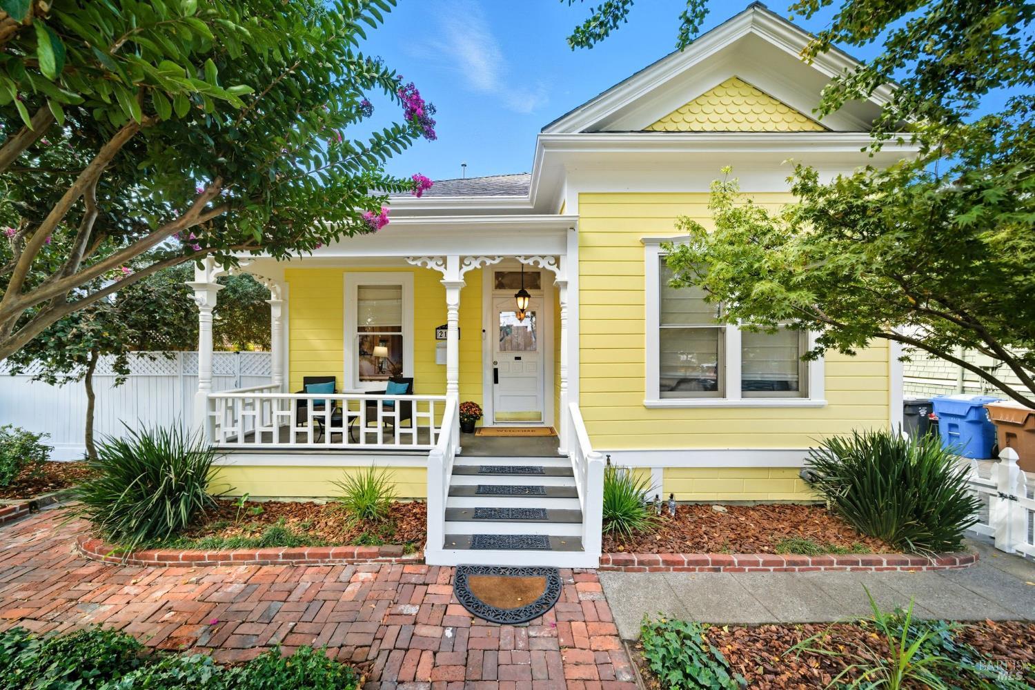Napa, California, 94559, United States, 3 Bedrooms Bedrooms, ,4 BathroomsBathrooms,Residential,For Sale,1947043