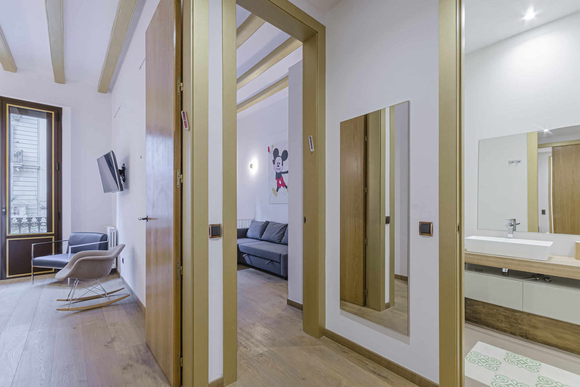  Renovated luxury house with terrace for sale in Eixample, Barcelona - 物件實景