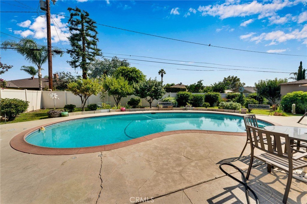 Covina, California, 91722, United States, 3 Bedrooms Bedrooms, ,2 BathroomsBathrooms,Residential,For Sale,1915523