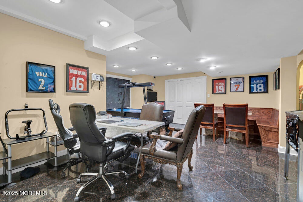 Manalapan, New Jersey, 07726, United States, 5 Bedrooms Bedrooms, ,5 BathroomsBathrooms,Residential,For Sale,1980978