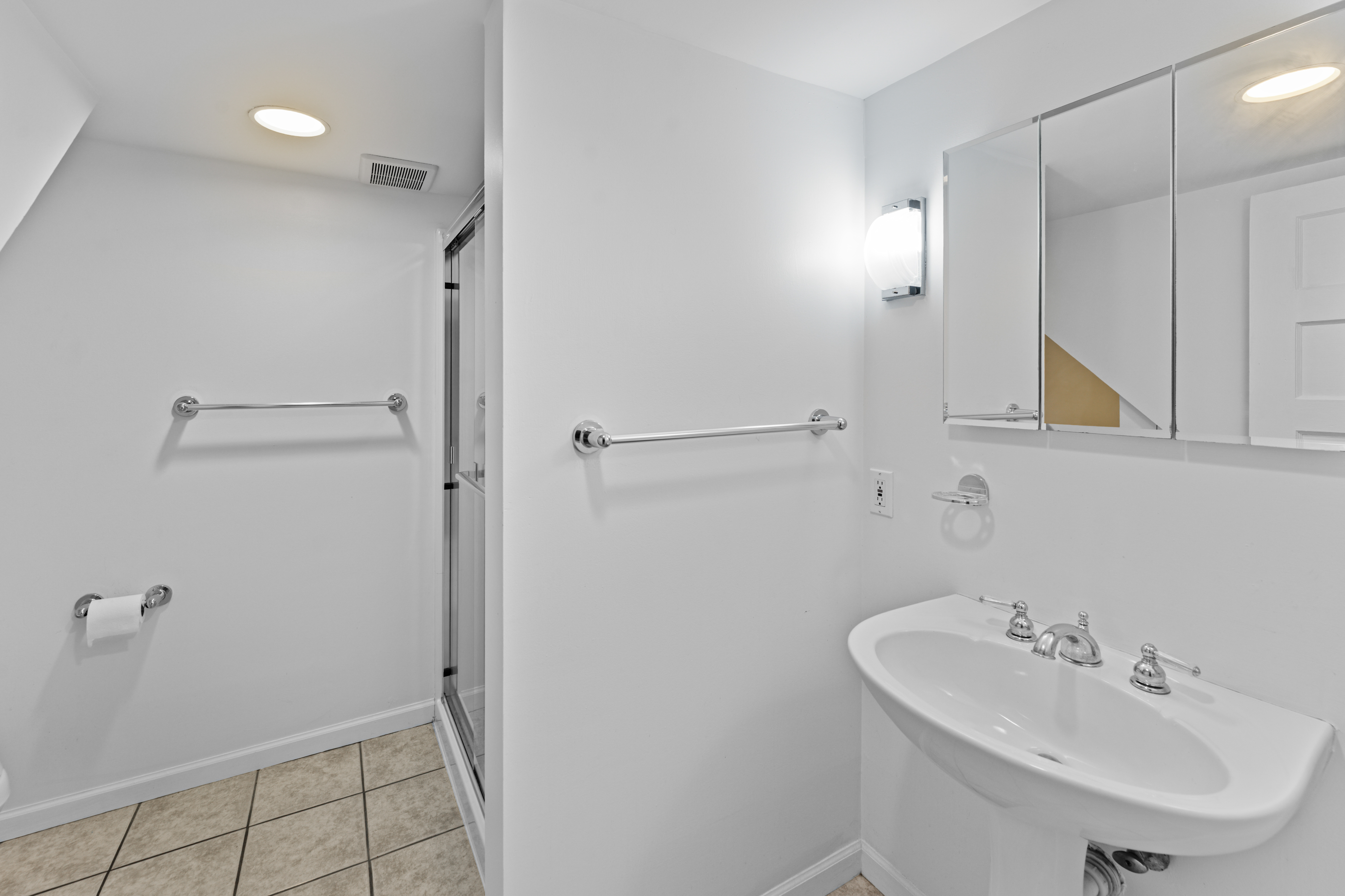  Bright and Stylish Hillcrest Living Steps from DeMun and Clayton Schools - 物件實景