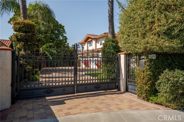Downey, California, 90241, United States, 4 Bedrooms Bedrooms, ,3 BathroomsBathrooms,Residential,For Sale,1750617
