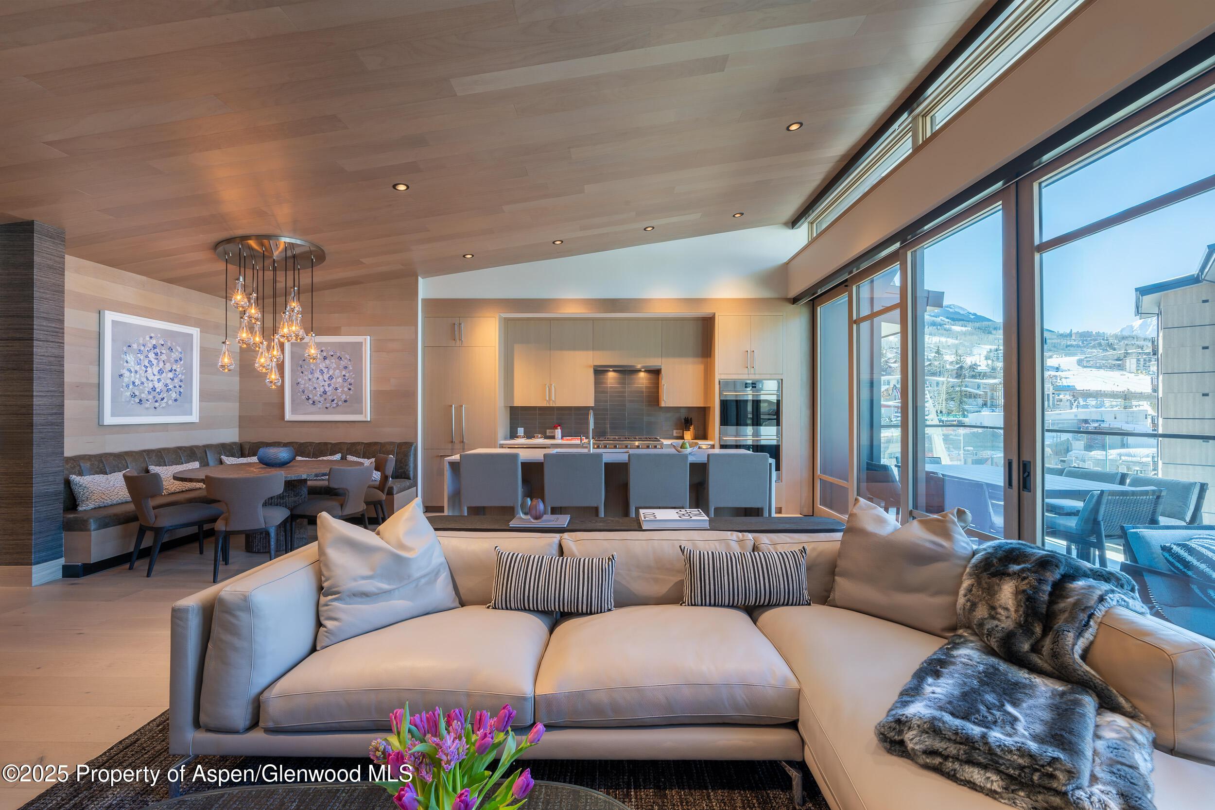Snowmass Village, Colorado, 81615, United States, 4 Bedrooms Bedrooms, ,4 BathroomsBathrooms,Residential,For Sale,1746632