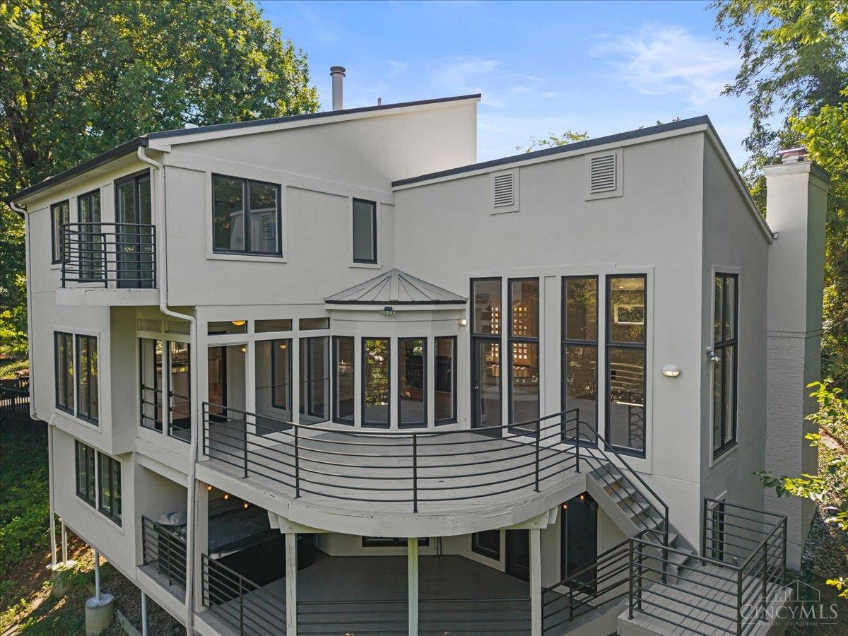 Cincinnati, Ohio, 45226, United States, 4 Bedrooms Bedrooms, ,4 BathroomsBathrooms,Residential,For Sale,1912021