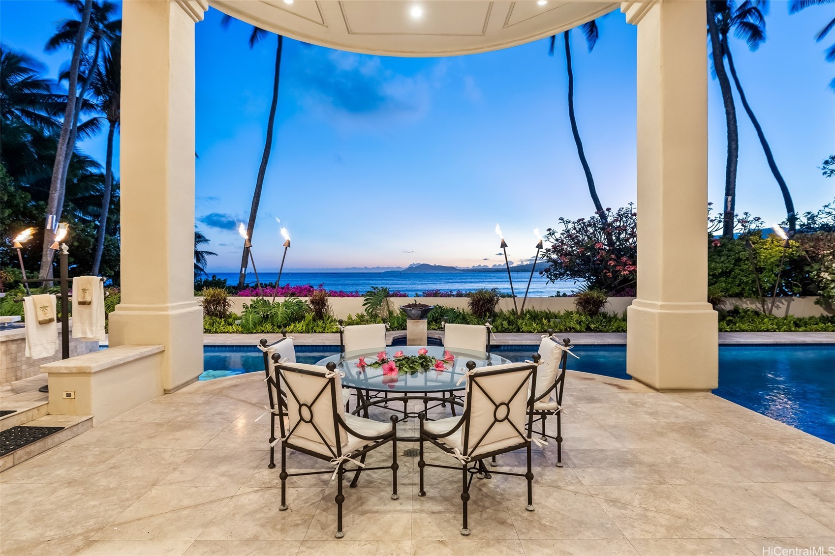 Honolulu, Hawaii, 96825, United States, 6 Bedrooms Bedrooms, ,8 BathroomsBathrooms,Residential,For Sale,1900933
