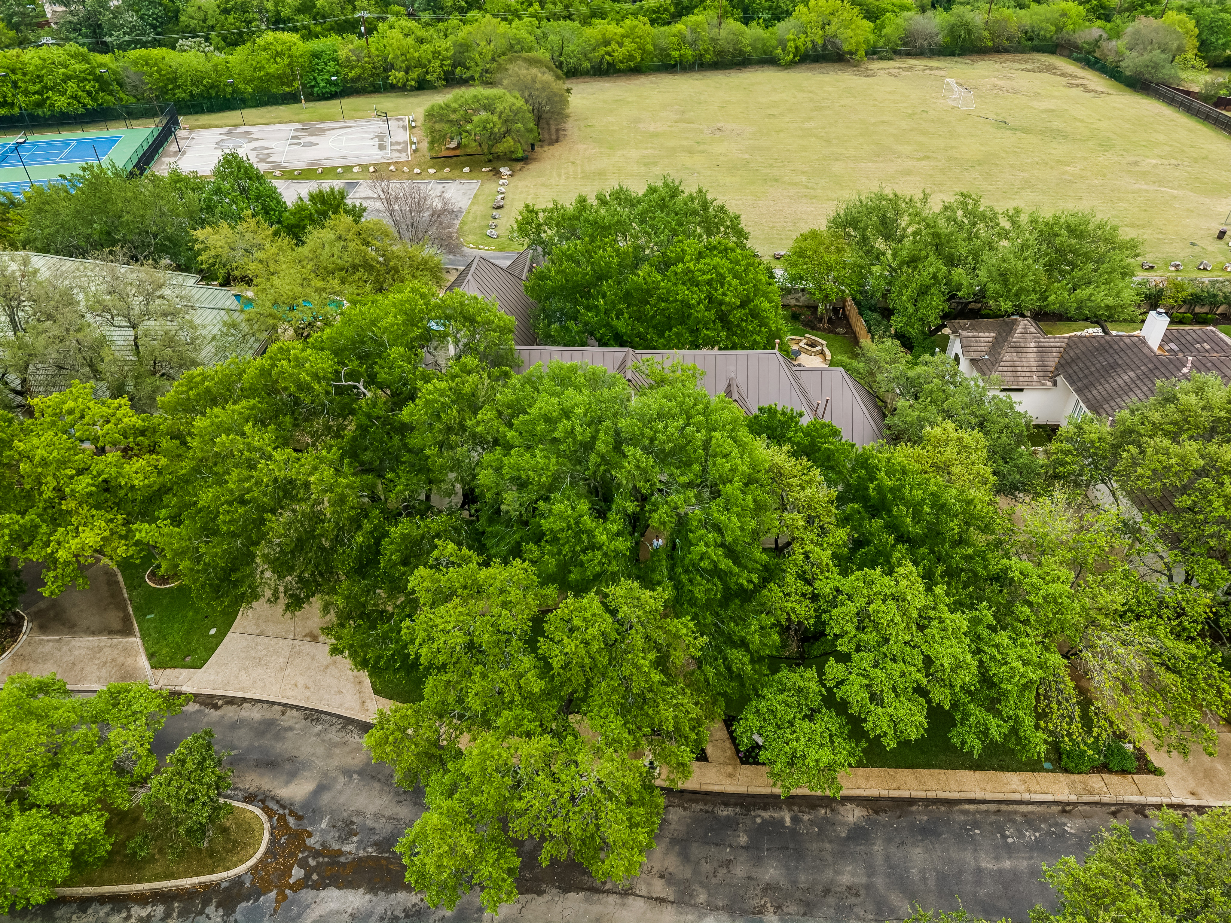  Elevated Living with Park Views in The Waters at Deerfield - 物件實景