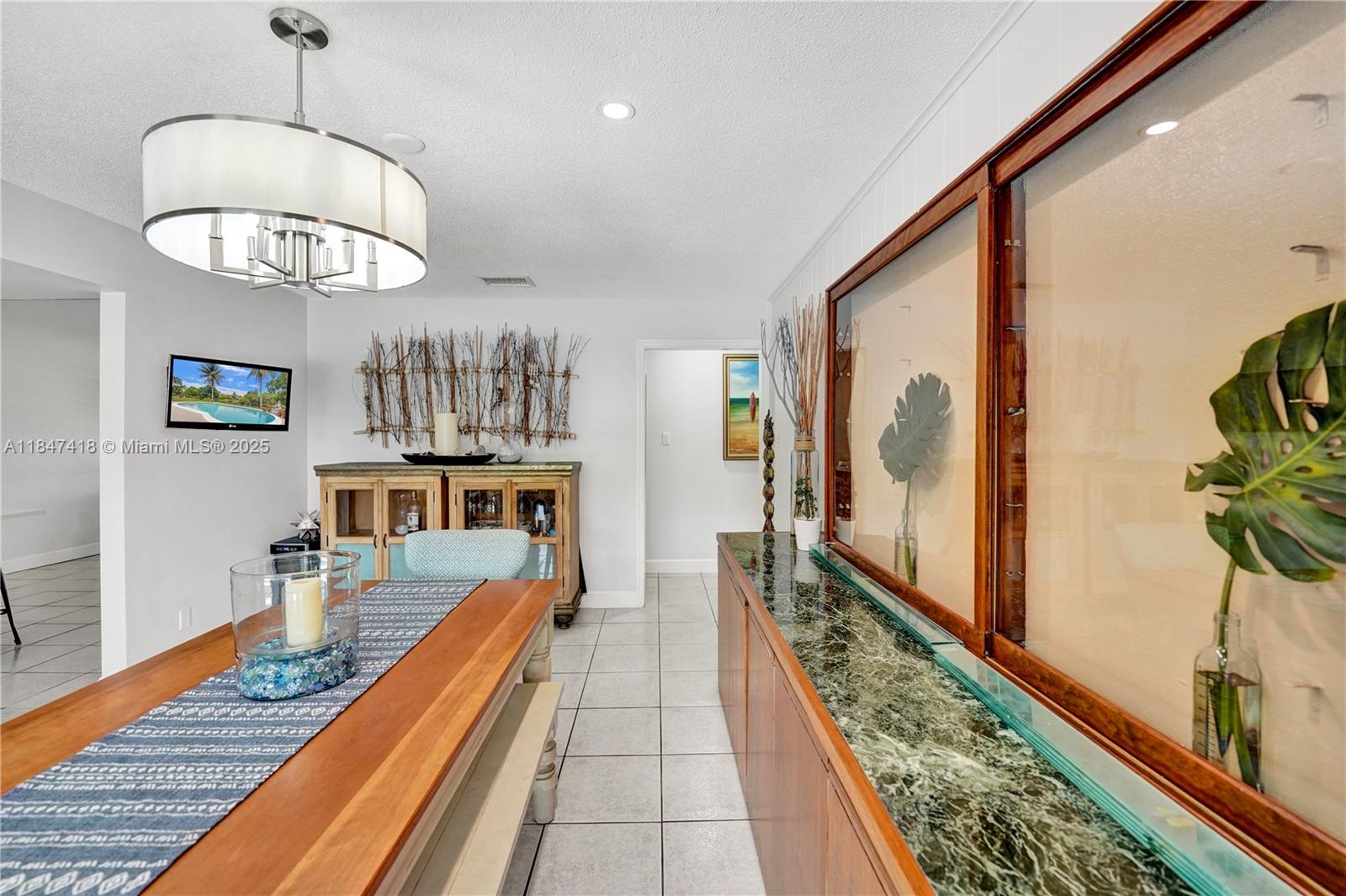 Plantation, Florida, 33313, United States, 4 Bedrooms Bedrooms, ,2 BathroomsBathrooms,Residential,For Sale,1903667