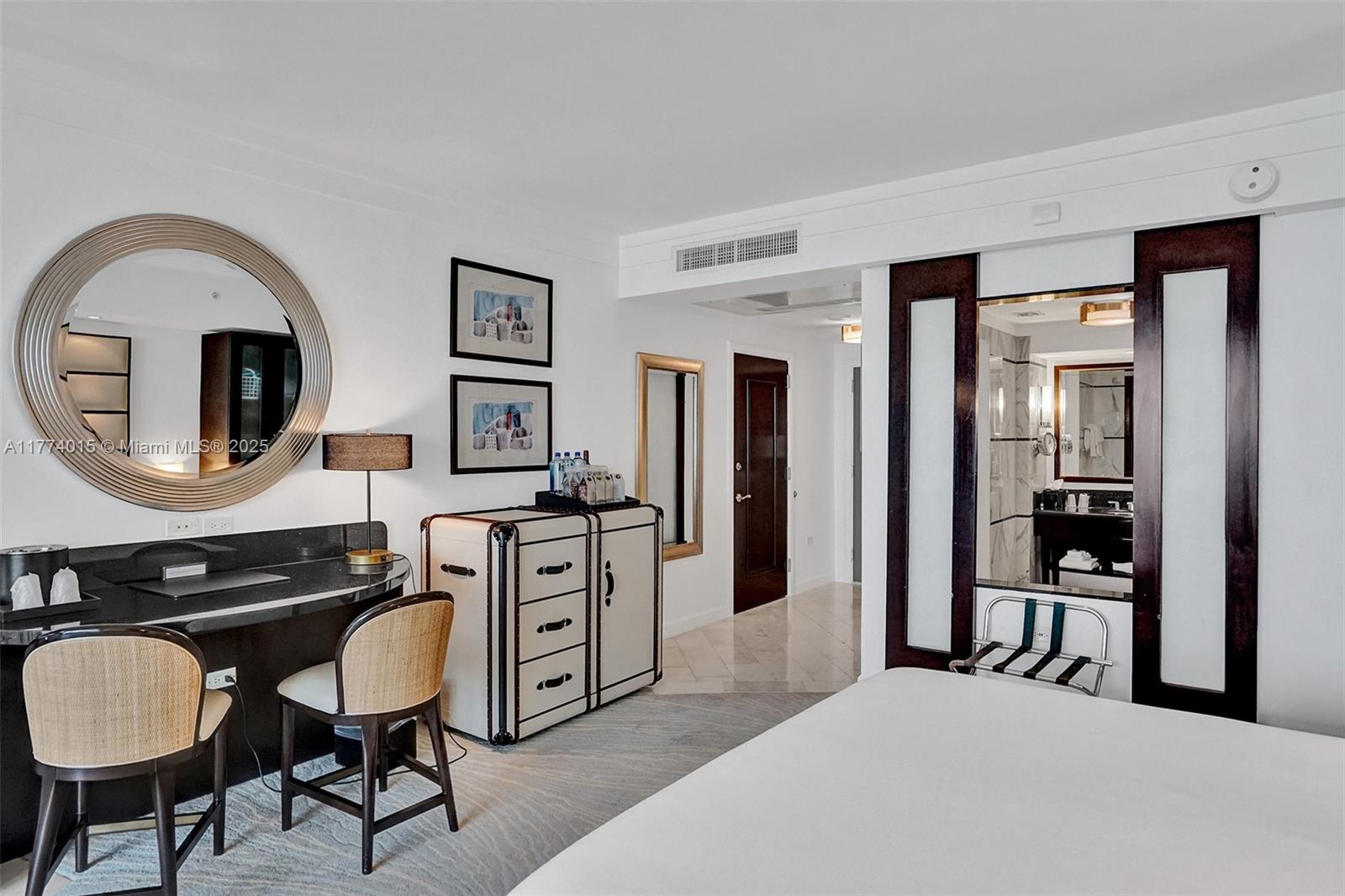 Miami Beach, Florida, 33140, United States, 2 Bedrooms Bedrooms, ,3 BathroomsBathrooms,Residential,For Sale,1759020