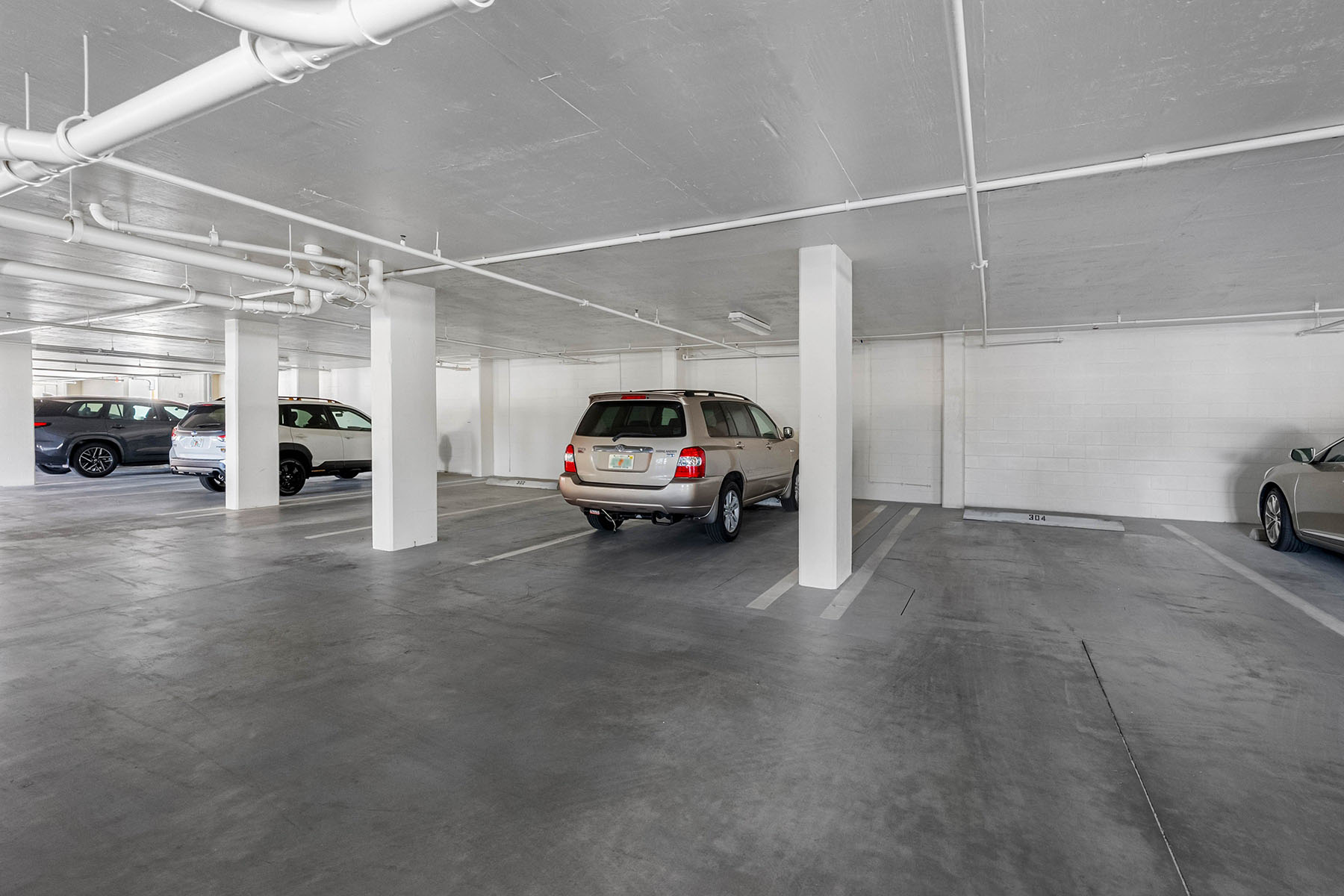  TIDES BEACH CLUB CONDO - 物件實景