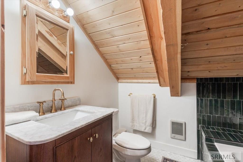 ISLAND PARK, Idaho, 83429, United States, 5 Bedrooms Bedrooms, ,3 BathroomsBathrooms,Residential,For Sale,2049081