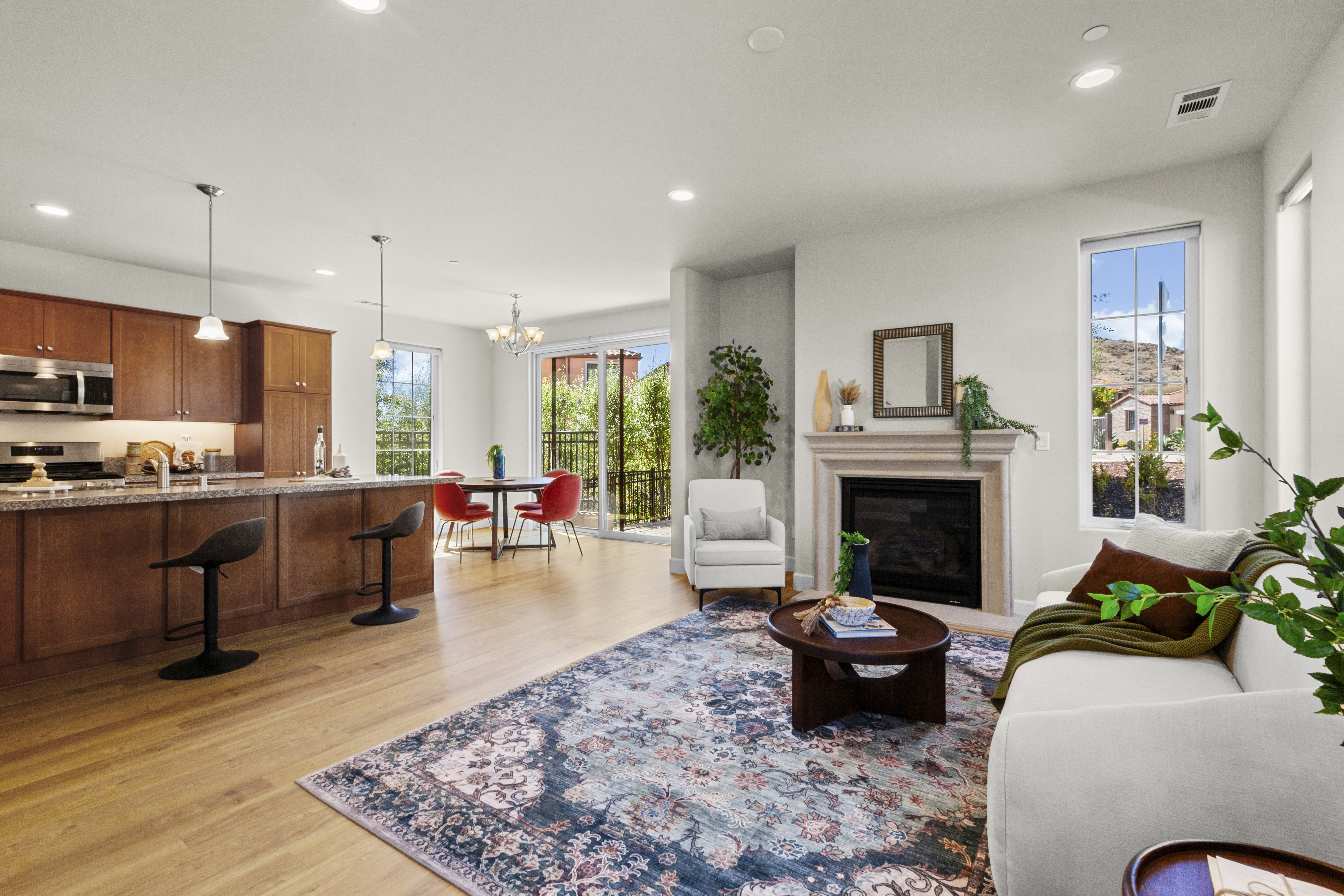  Elegant Hillside Living in Coveted Toscano - 物件實景