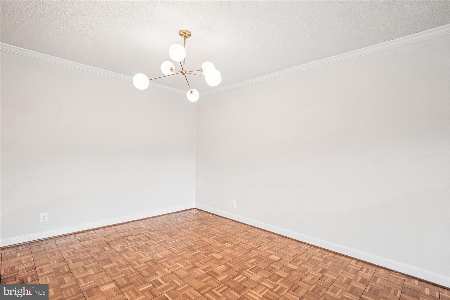 Washington, District of Columbia, 20007, United States, 1 Bedroom Bedrooms, ,1 BathroomBathrooms,Residential,For Sale,1941615