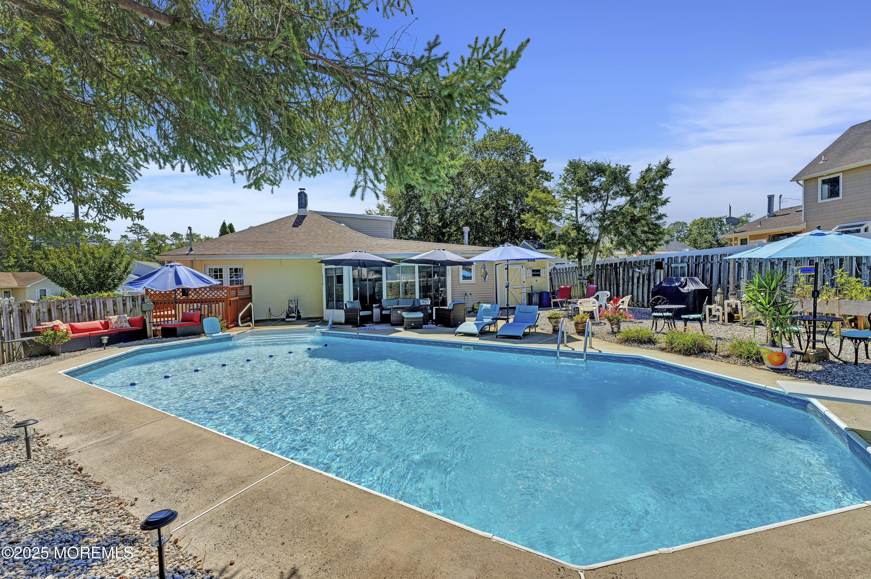 Brick, New Jersey, 08724, United States, 4 Bedrooms Bedrooms, ,1 BathroomBathrooms,Residential,For Sale,1956126