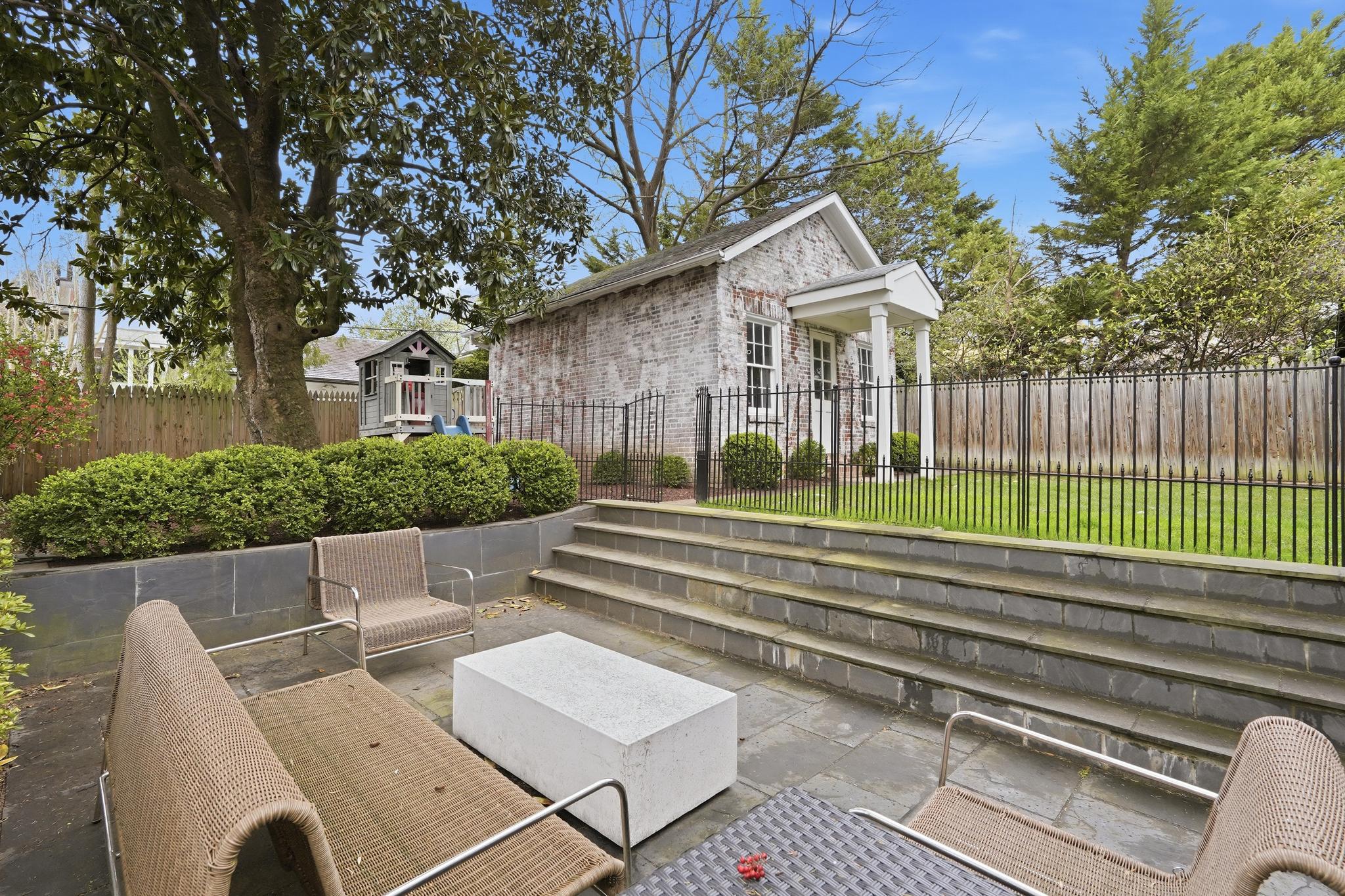  2812 34th Street NW, Washington, DC, 20008 - 物件實景