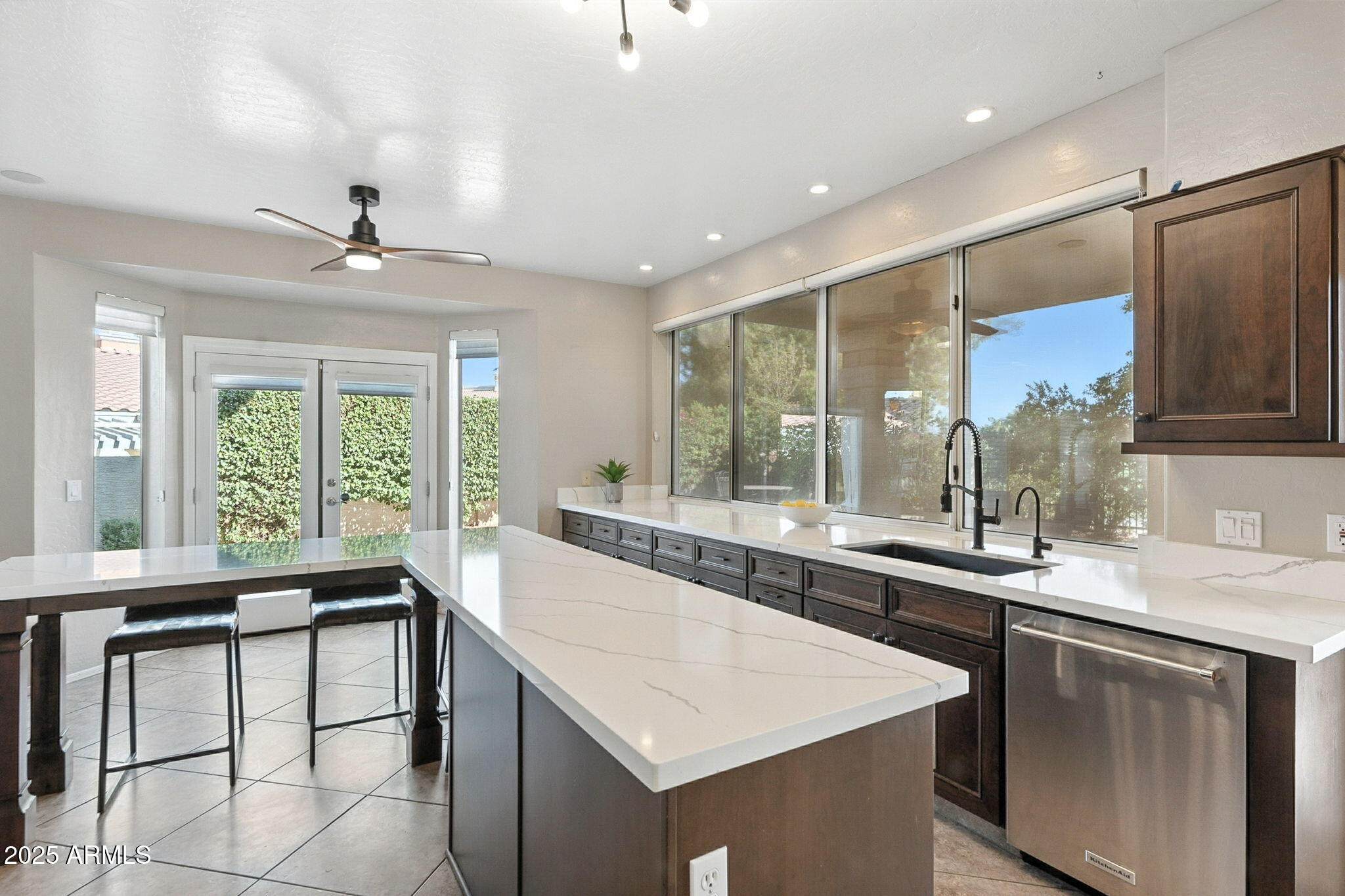 Phoenix, Arizona, 85044, United States, 3 Bedrooms Bedrooms, ,Residential,For Sale,1966259