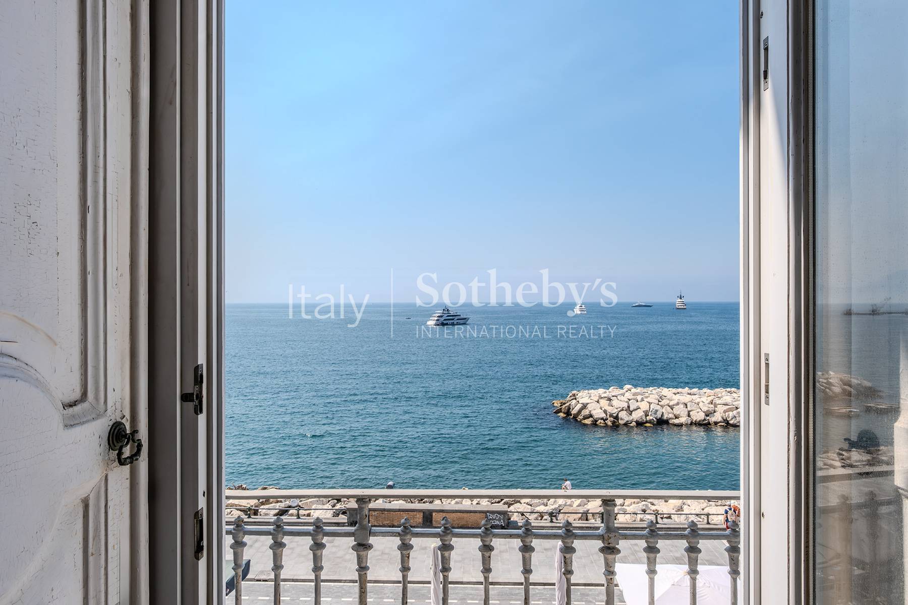  Spacious panoramic apartment in Via Partenope - 物件實景