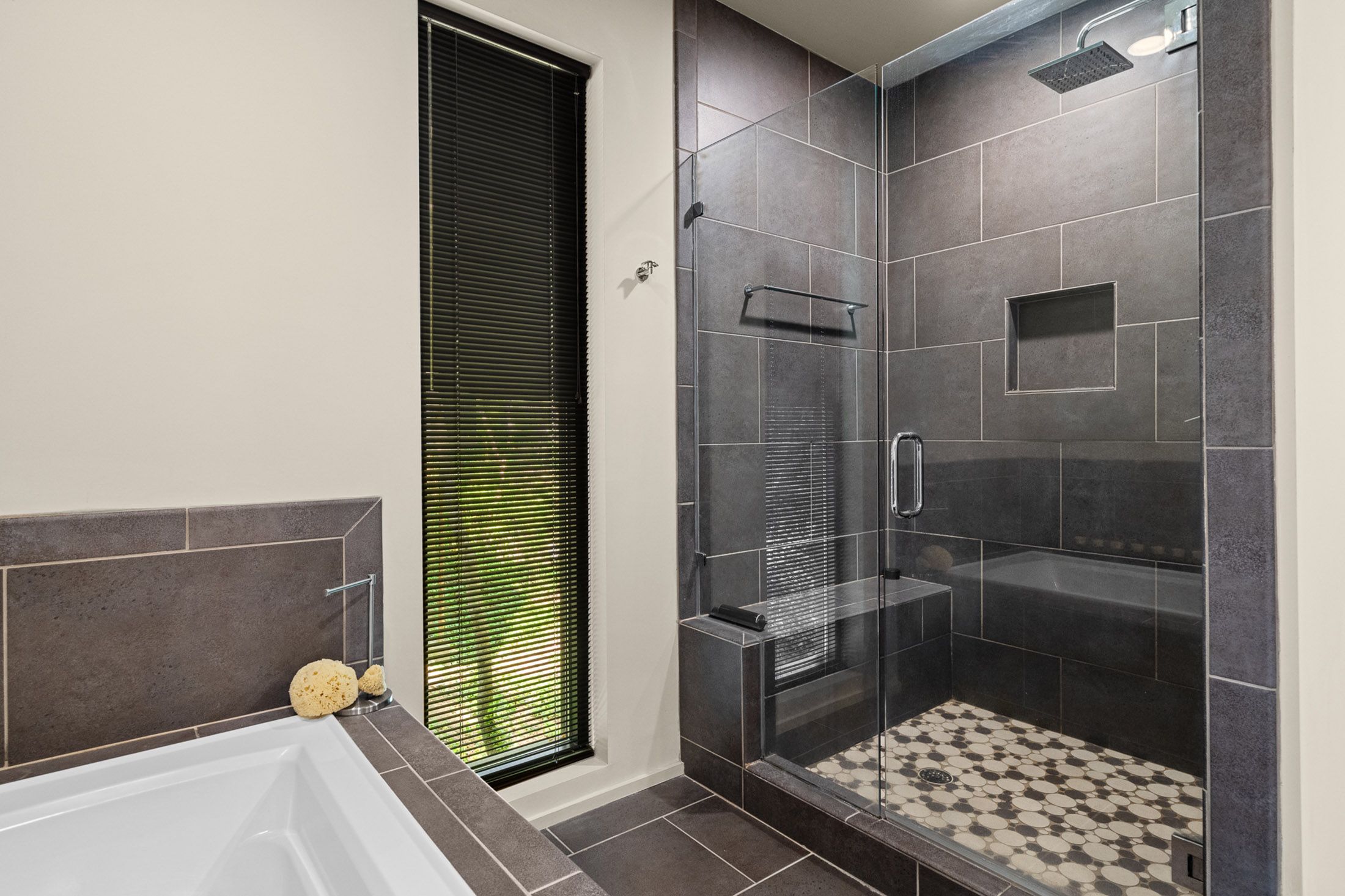  Modern Work of Art in the Heart of Historic Collier Hills - 物件實景