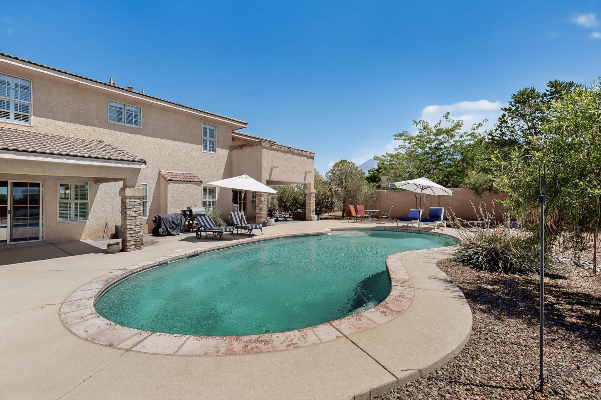 Albuquerque, New Mexico, 87122, United States, 4 Bedrooms Bedrooms, ,3 BathroomsBathrooms,Residential,For Sale,1914202