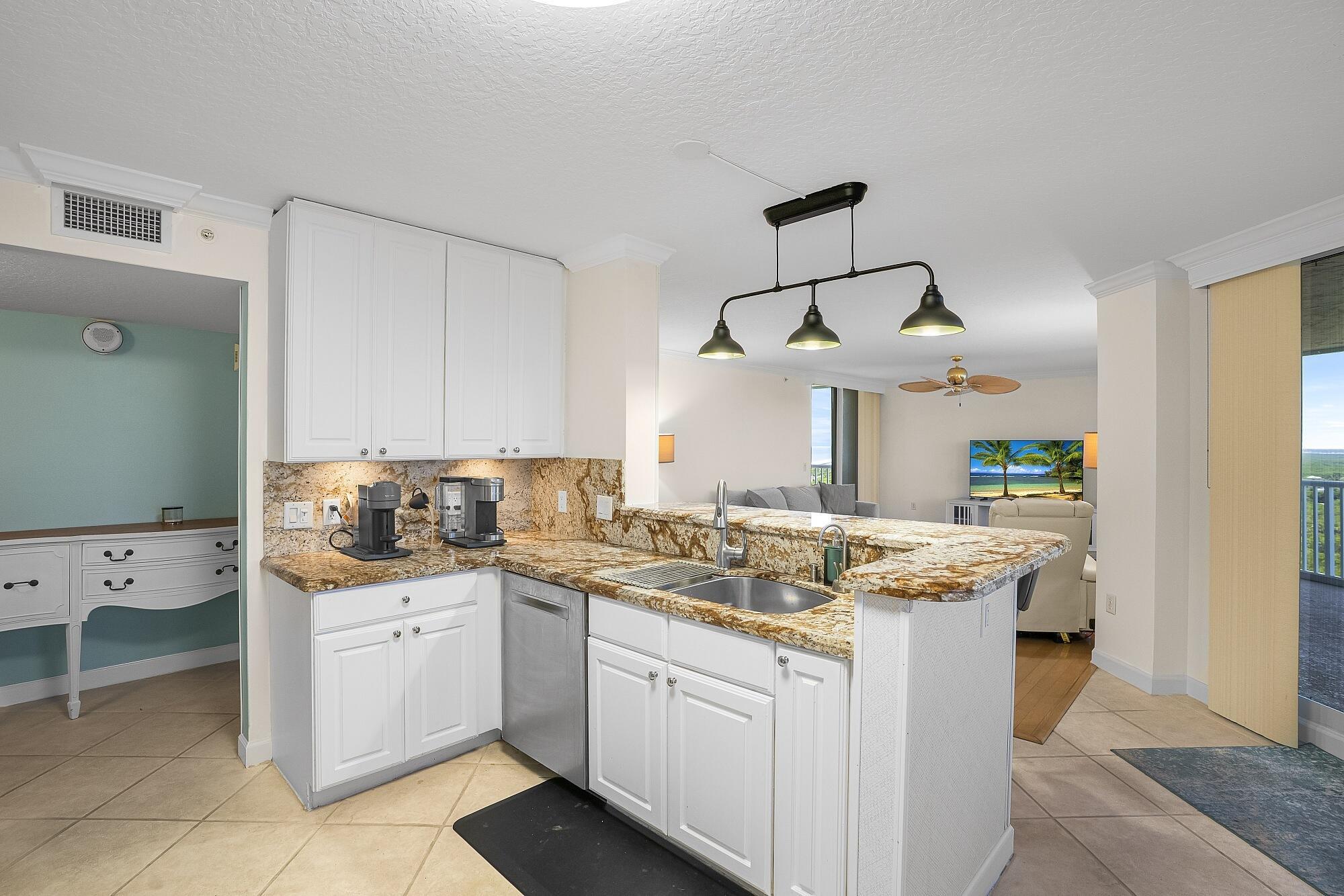 Hutchinson Island, Florida, 34949, United States, 3 Bedrooms Bedrooms, ,2 BathroomsBathrooms,Residential,For Sale,1959425